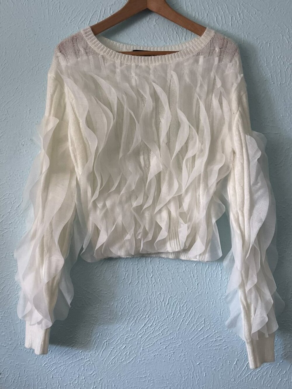 🦢Beulah White Ruffle Sweater🦢 - Picture 2 of 7